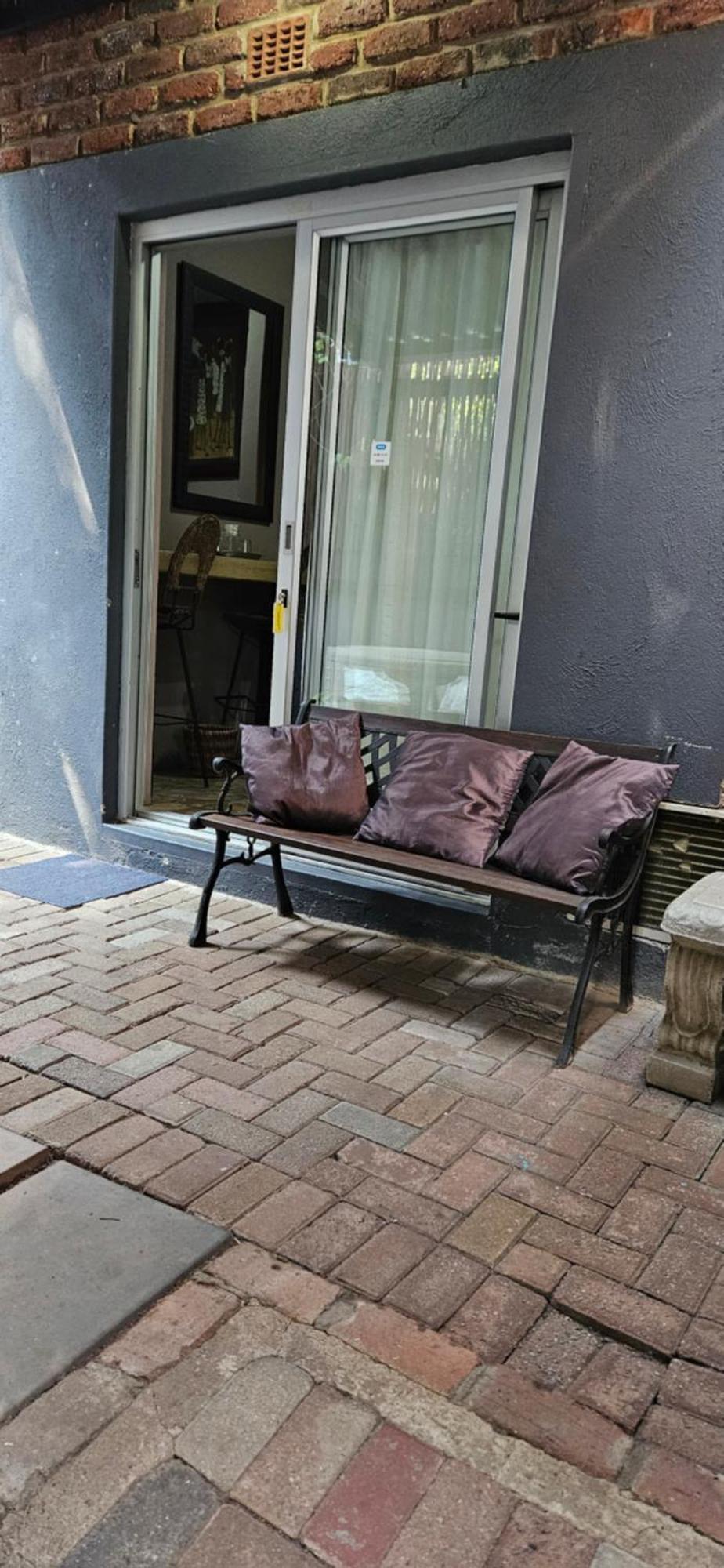 Old Vic Travellers Inn Nelspruit Mbombela Extérieur photo
