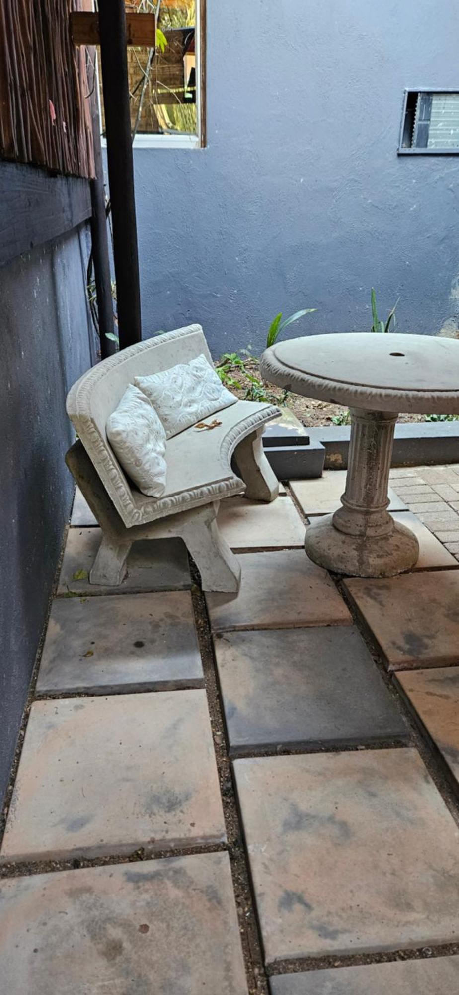 Old Vic Travellers Inn Nelspruit Mbombela Extérieur photo
