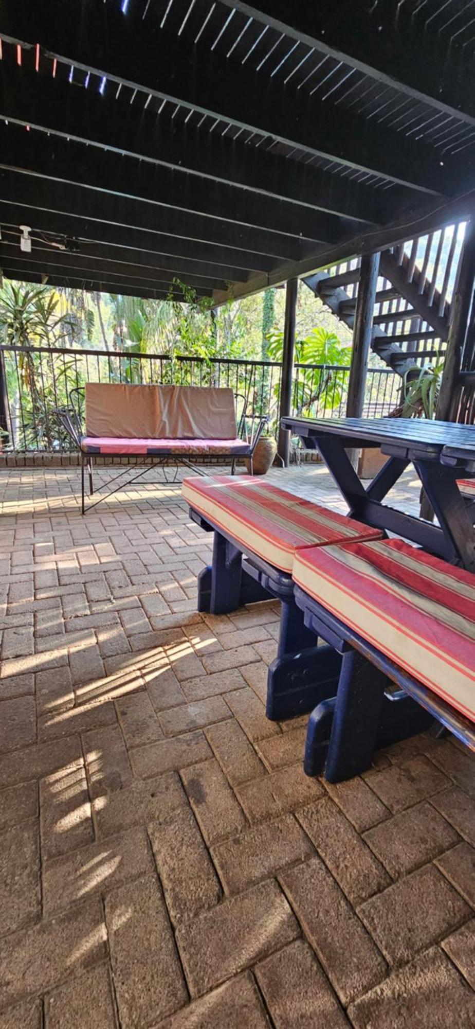 Old Vic Travellers Inn Nelspruit Mbombela Extérieur photo