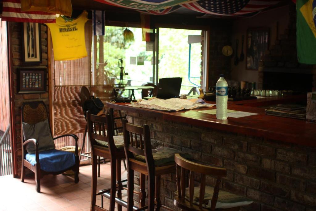 Old Vic Travellers Inn Nelspruit Mbombela Extérieur photo